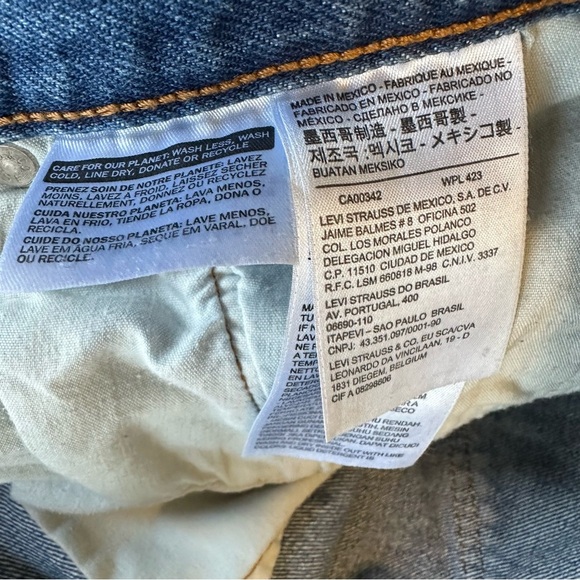 Levis 501T Distressed Jeans - Picture 7 of 12